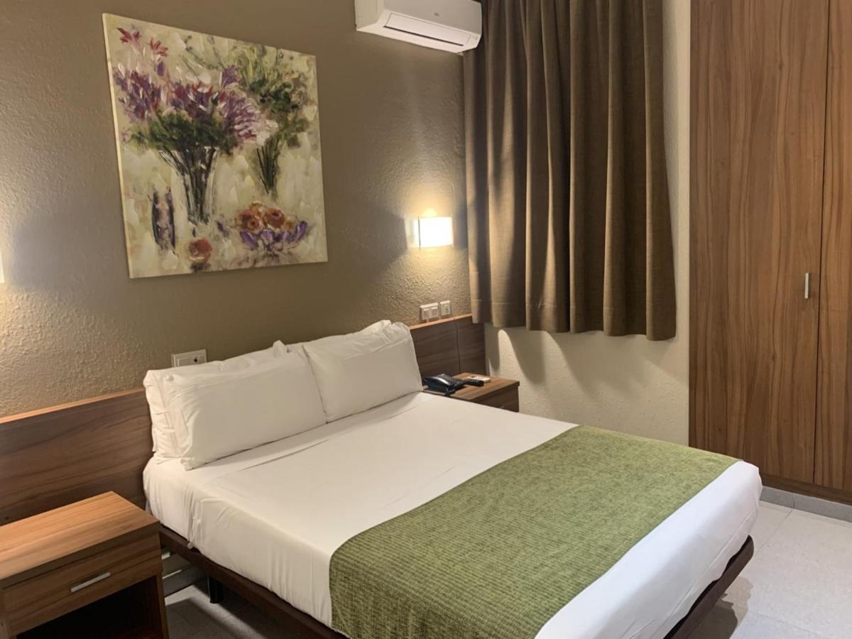 Pension Iznajar Barcelona Buitenkant foto
