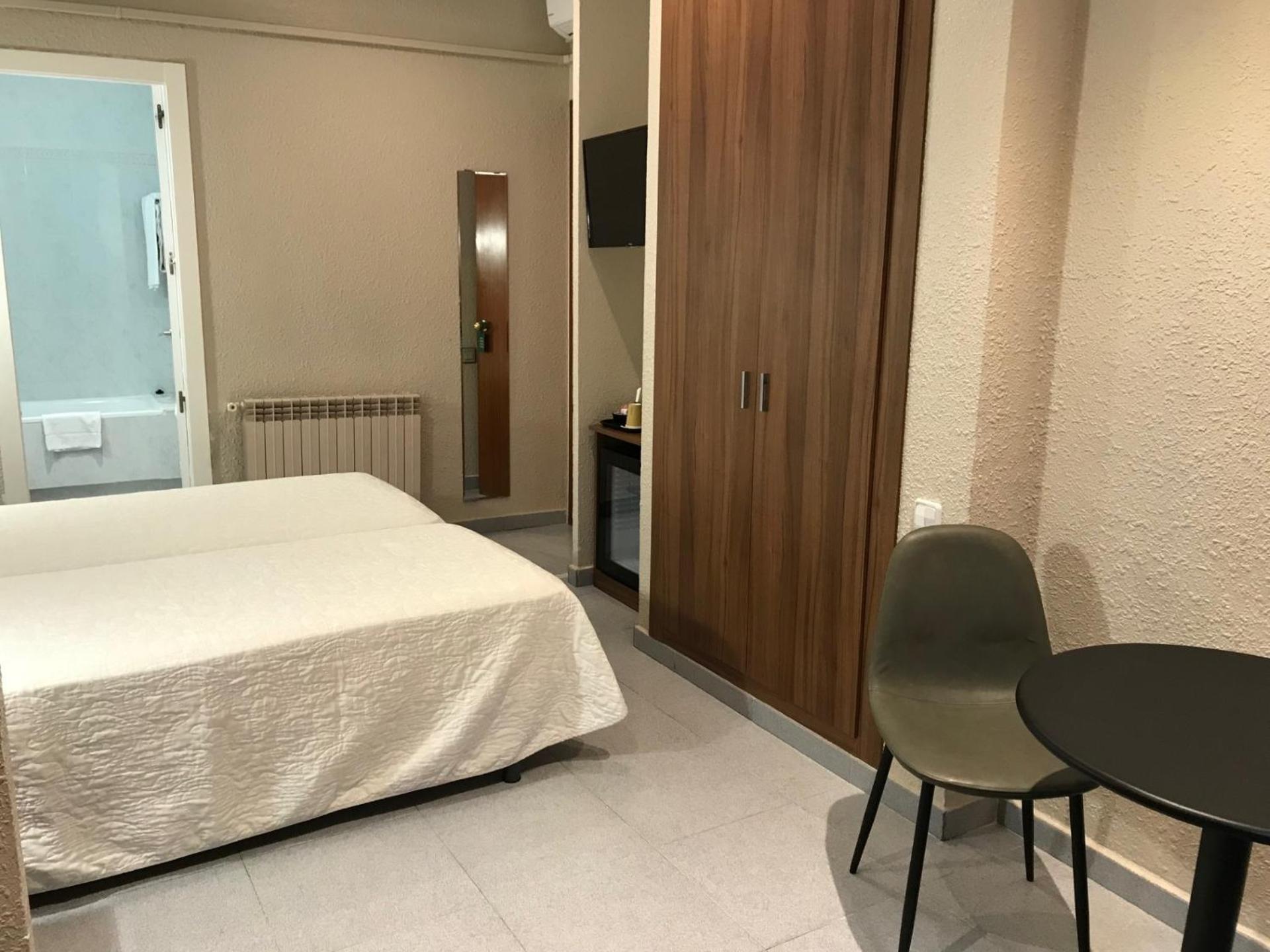 Pension Iznajar Barcelona Buitenkant foto